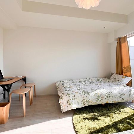 R Guest House Osaka Bagian luar foto
