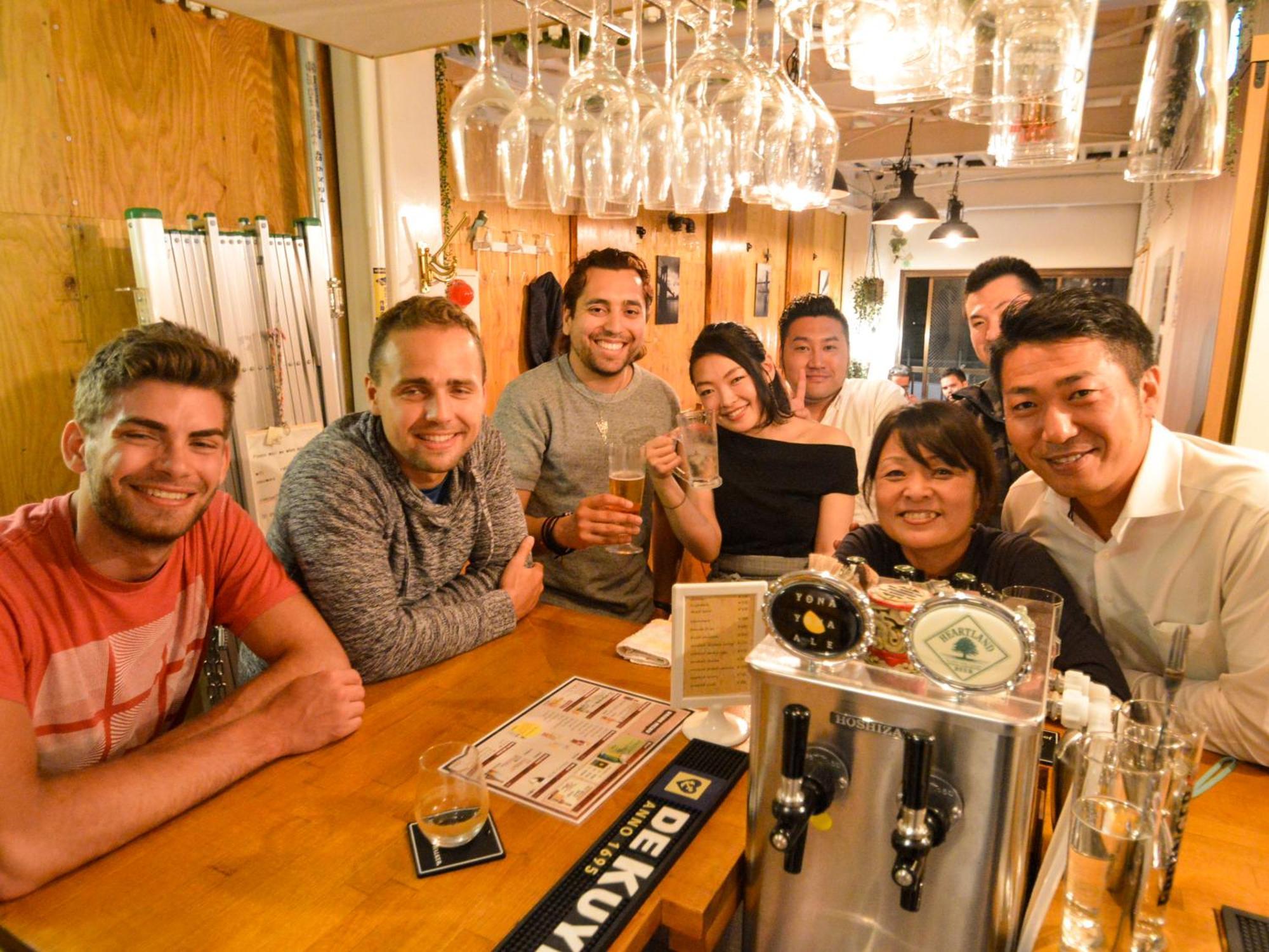 R Guest House Osaka Bagian luar foto