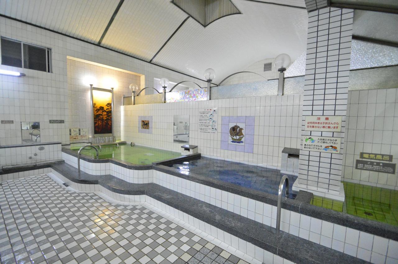 R Guest House Osaka Bagian luar foto