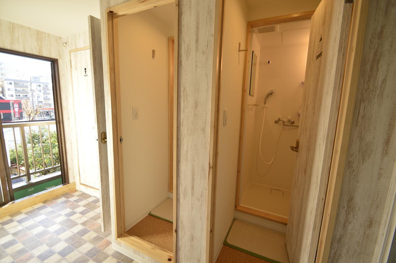 R Guest House Osaka Bagian luar foto